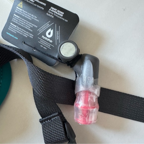 NWT Osprey Women's Dyna 15L - Picture 2 of 4